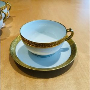 ANTIQUE CHINA TEA CUPS AND SAUCERS